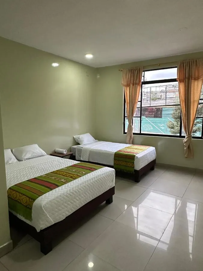 Hostal Marin Central Quito Guest house